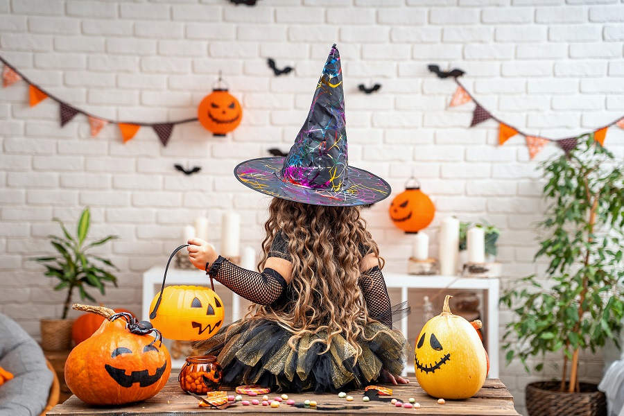 How To Take Care Of Your Teeth During Halloween